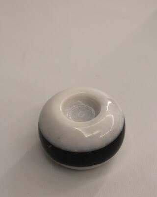 Siyah-Beyaz Mermer Mumluk - 2